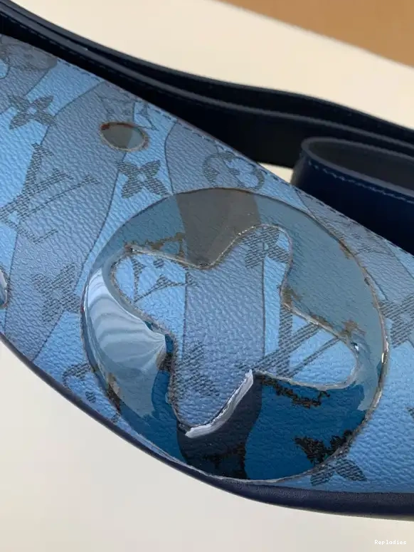 Fake Louis Bags VUITTON LOUIS BUMBAG DISCOVERY 0527